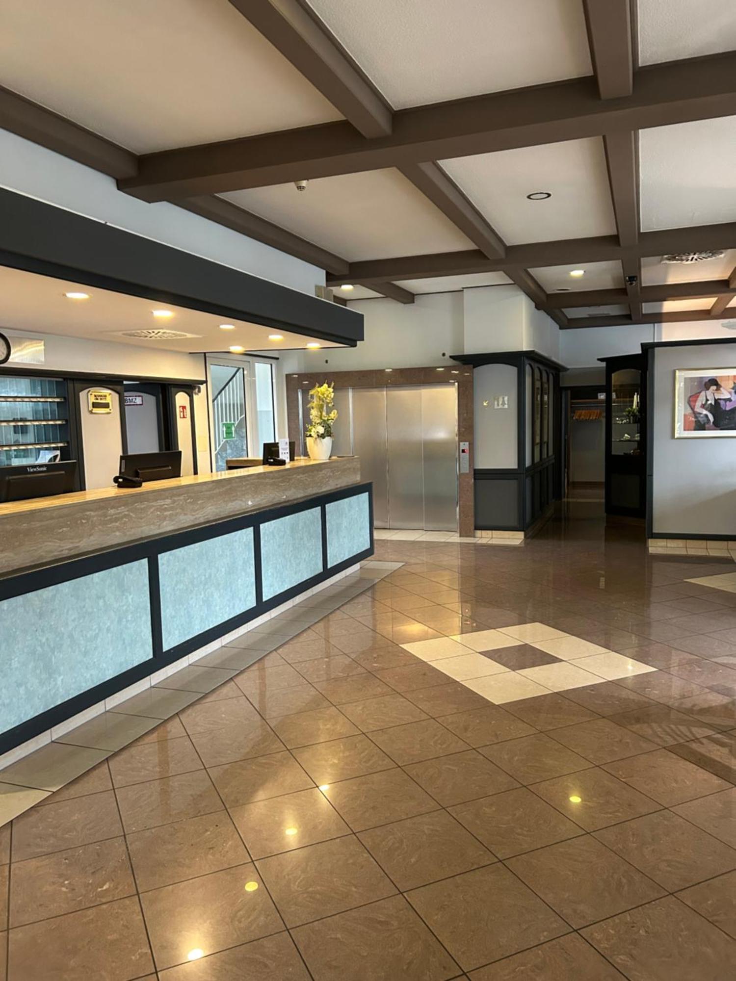 Concorde Hotel Siegen Buitenkant foto